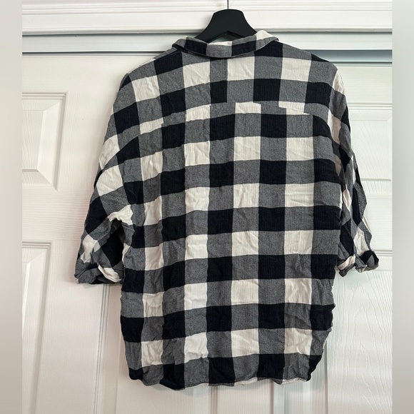 Pull and bear plaid short sleeve button down - Picture 8 of 8